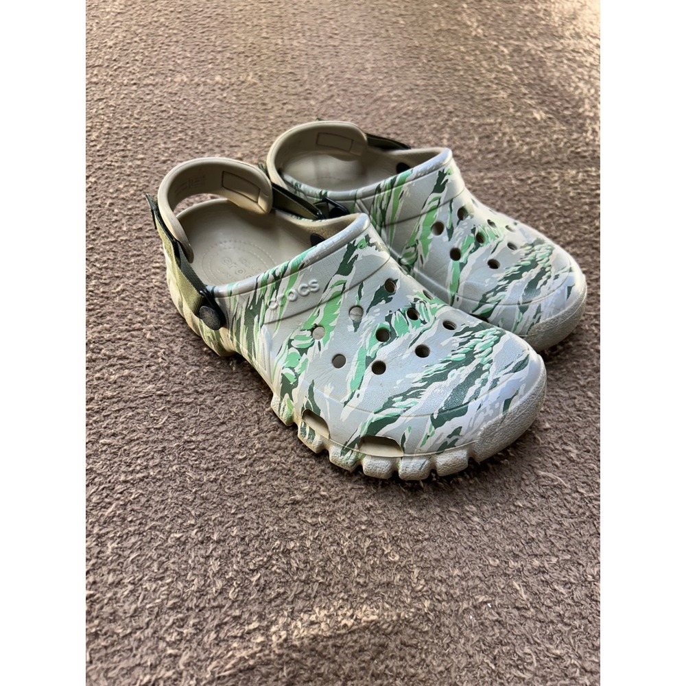 Crocs Classic All-Terrain Clogs Tiger Stripe Camo Green Tan Mens 5 Womens 7